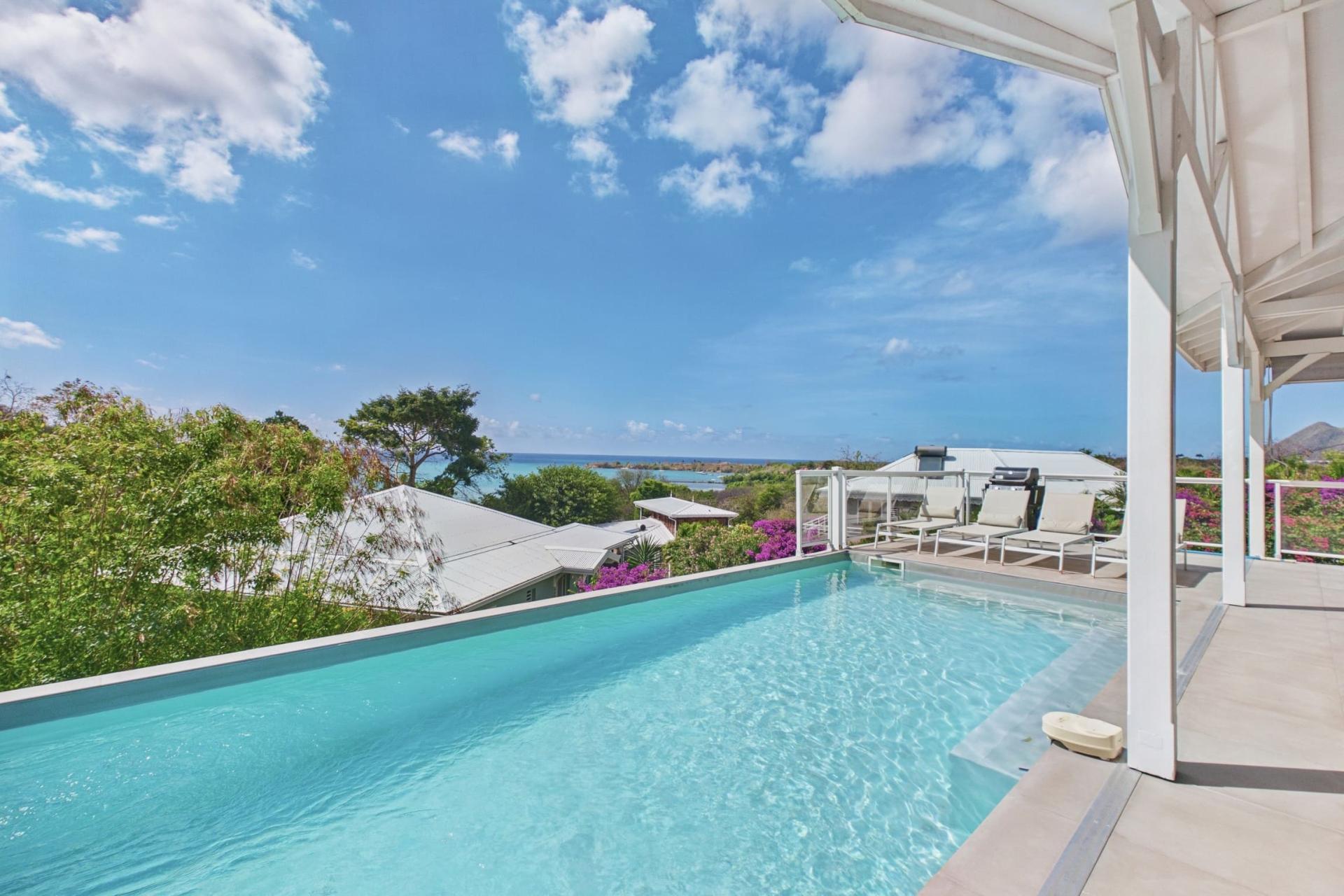 Location villa martinique 13 personnes 4 chambres - piscine 1